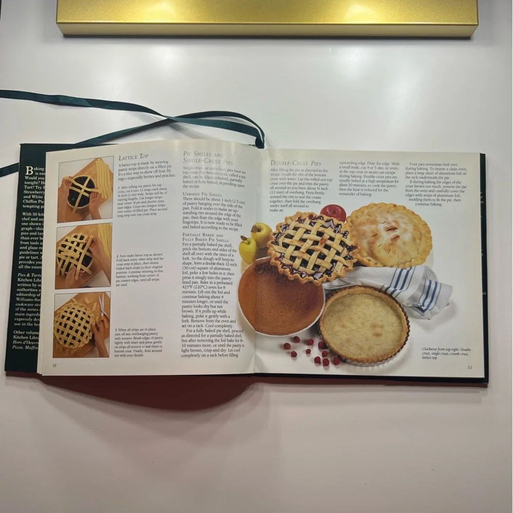 Pies & Tarts Williams-Sonoma Kitchen Library Ribbon Cookbook ISBN 0-7835-0200-1